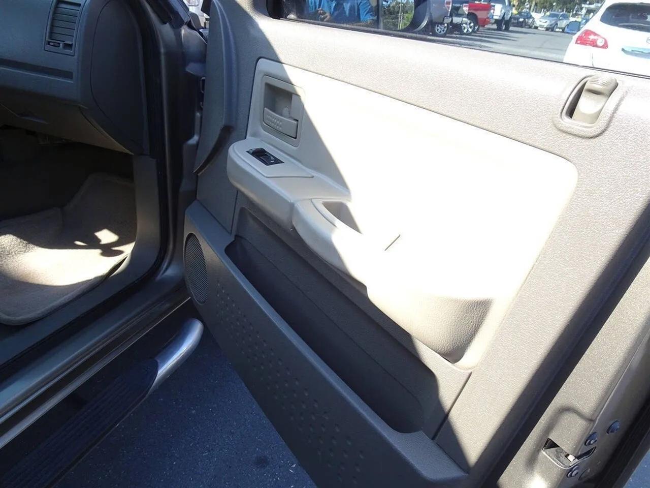 Dodge Dakota 4dr Quad Cab 131 SLT 2006