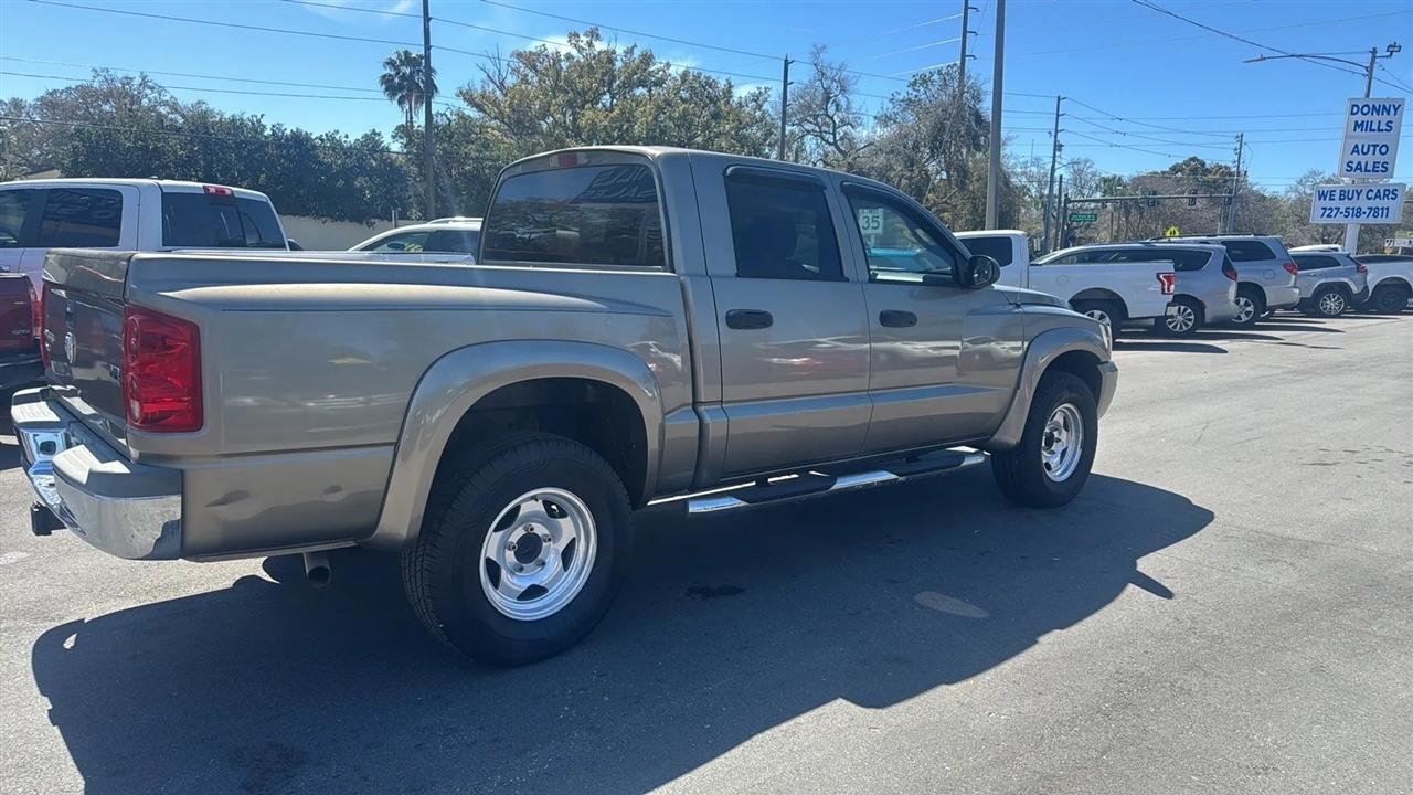 Dodge Dakota 4dr Quad Cab 131 SLT 2006