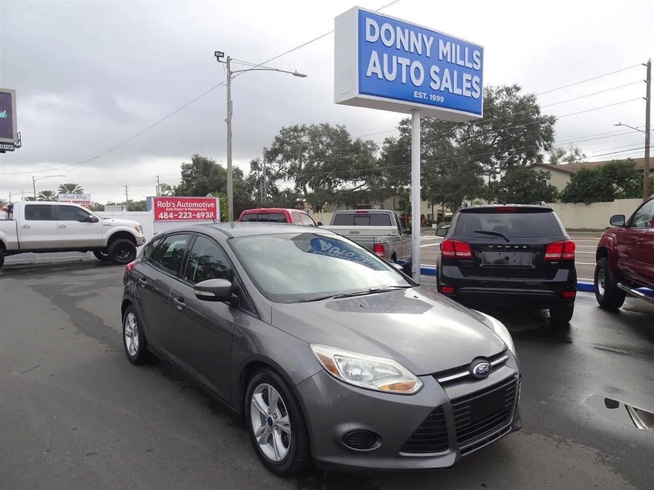 Ford Focus 5dr HB SE 2014