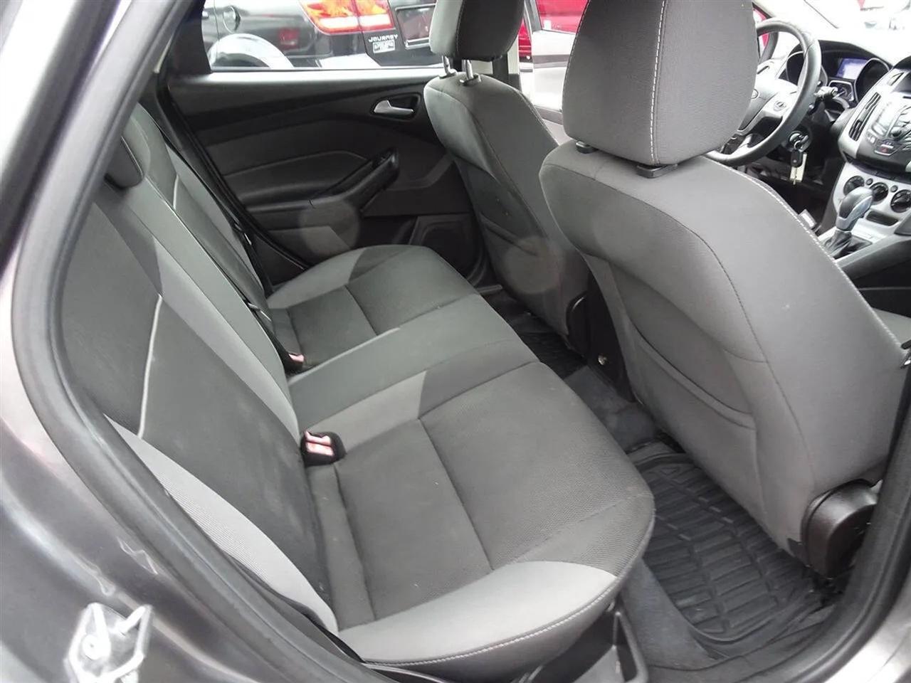 Ford Focus 5dr HB SE 2014