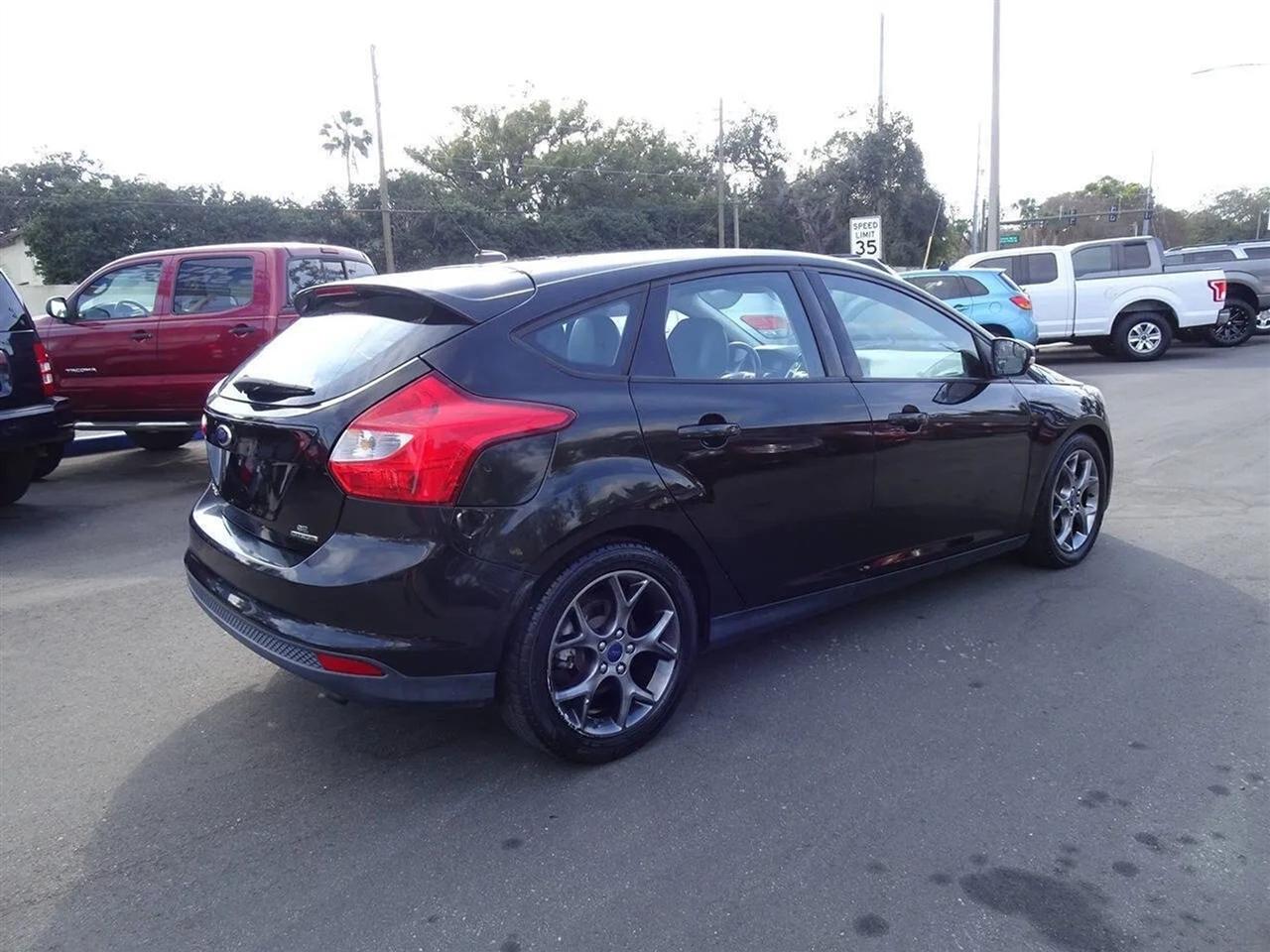 Ford Focus 5dr HB SE 2014