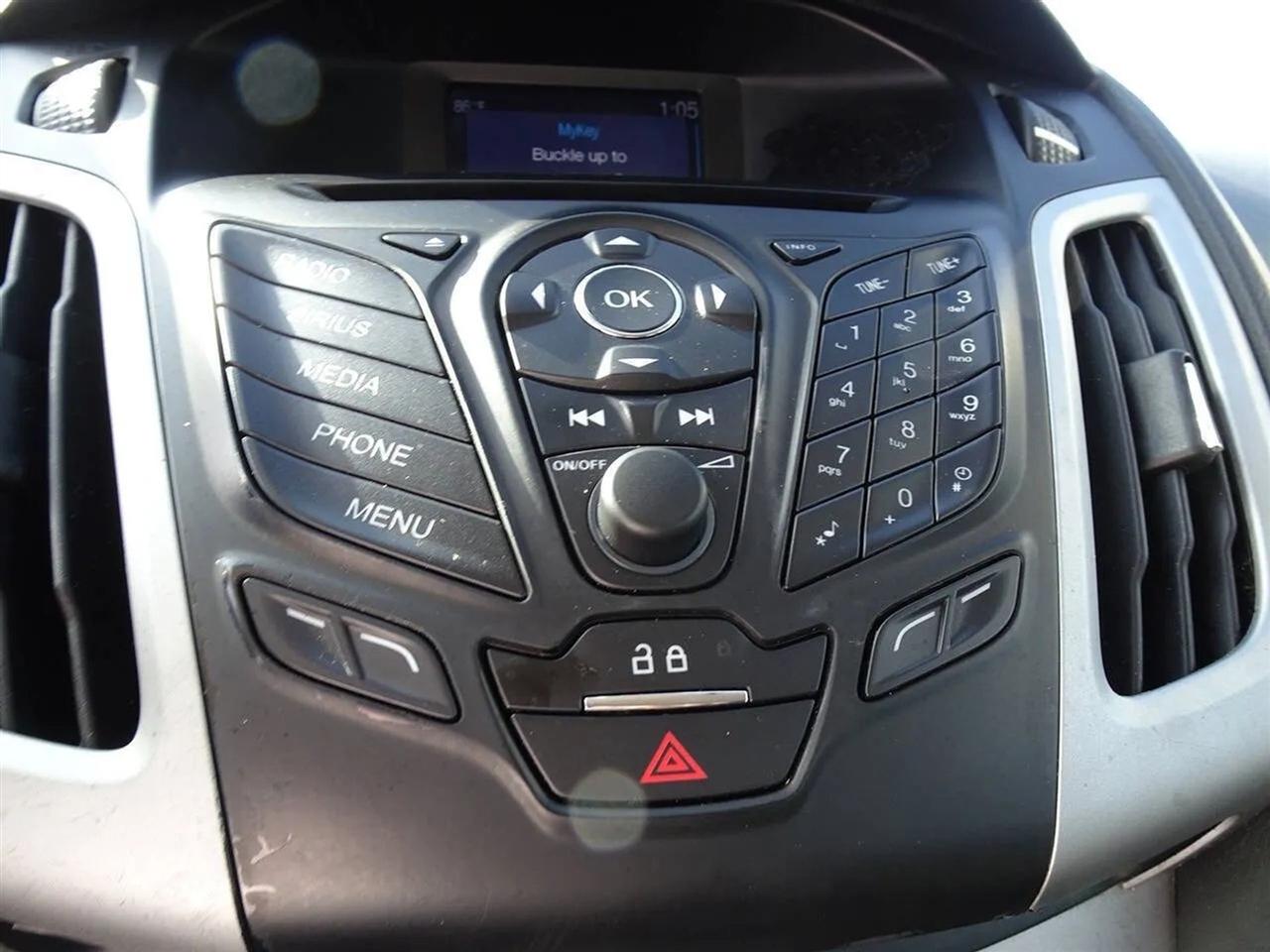 Ford Focus 5dr HB SE 2014