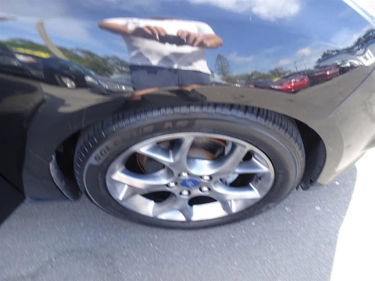 Ford Focus 5dr HB SE 2014