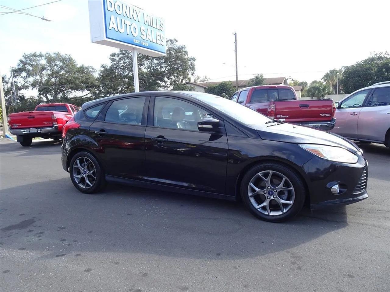 Ford Focus 5dr HB SE 2014