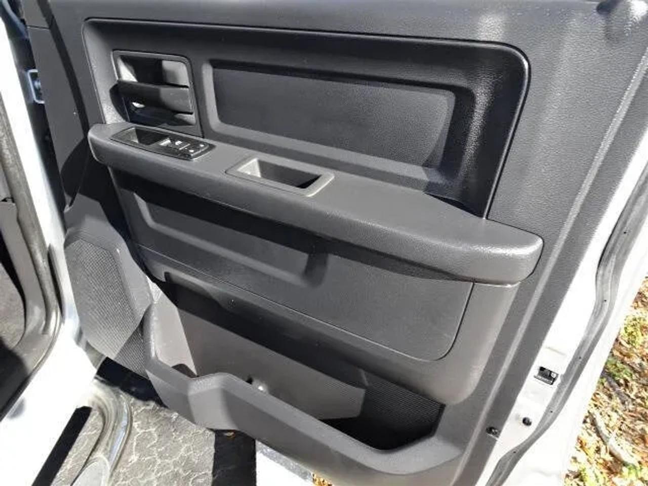 2010 RAM Ram 1500 Pickup ST - Photo 27