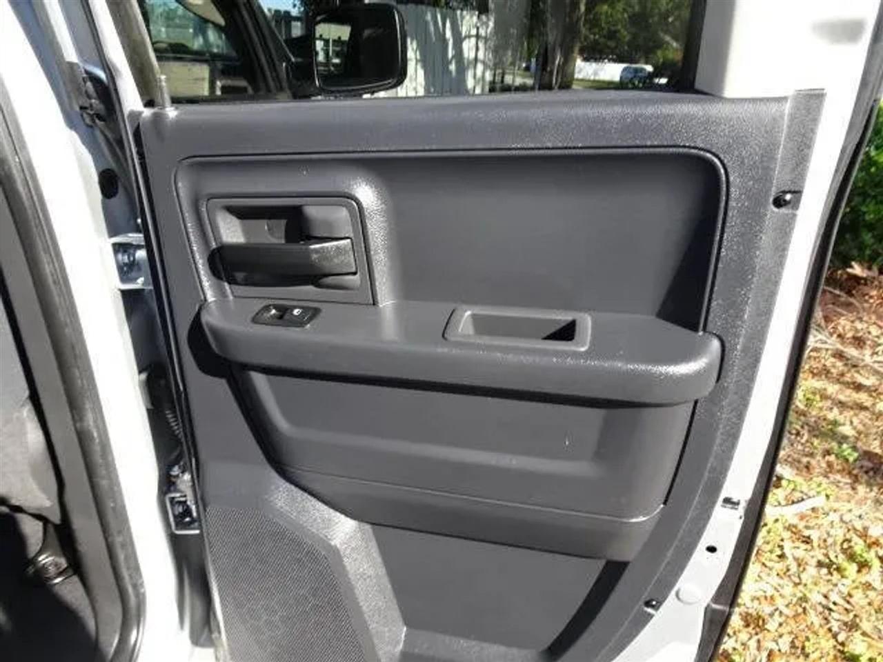 2010 RAM Ram 1500 Pickup ST - Photo 29