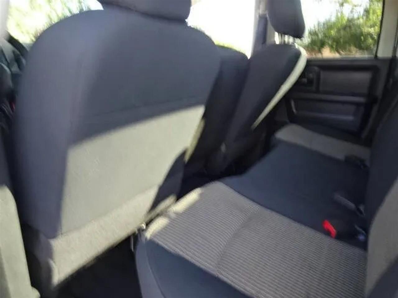 2010 RAM Ram 1500 Pickup ST - Photo 32