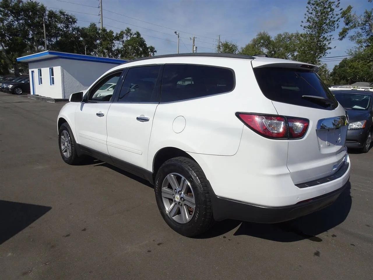 Chevrolet Traverse FWD 4dr LT w/2LT 2016