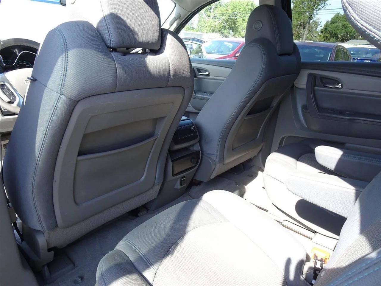 Chevrolet Traverse FWD 4dr LT w/2LT 2016