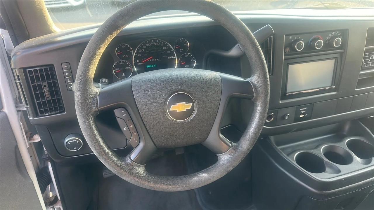 Chevrolet Express Passenger RWD 3500 135" 1LT 2012