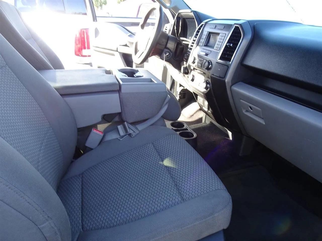 Ford F-150 Lariat 2WD SuperCab 8' Box 2017