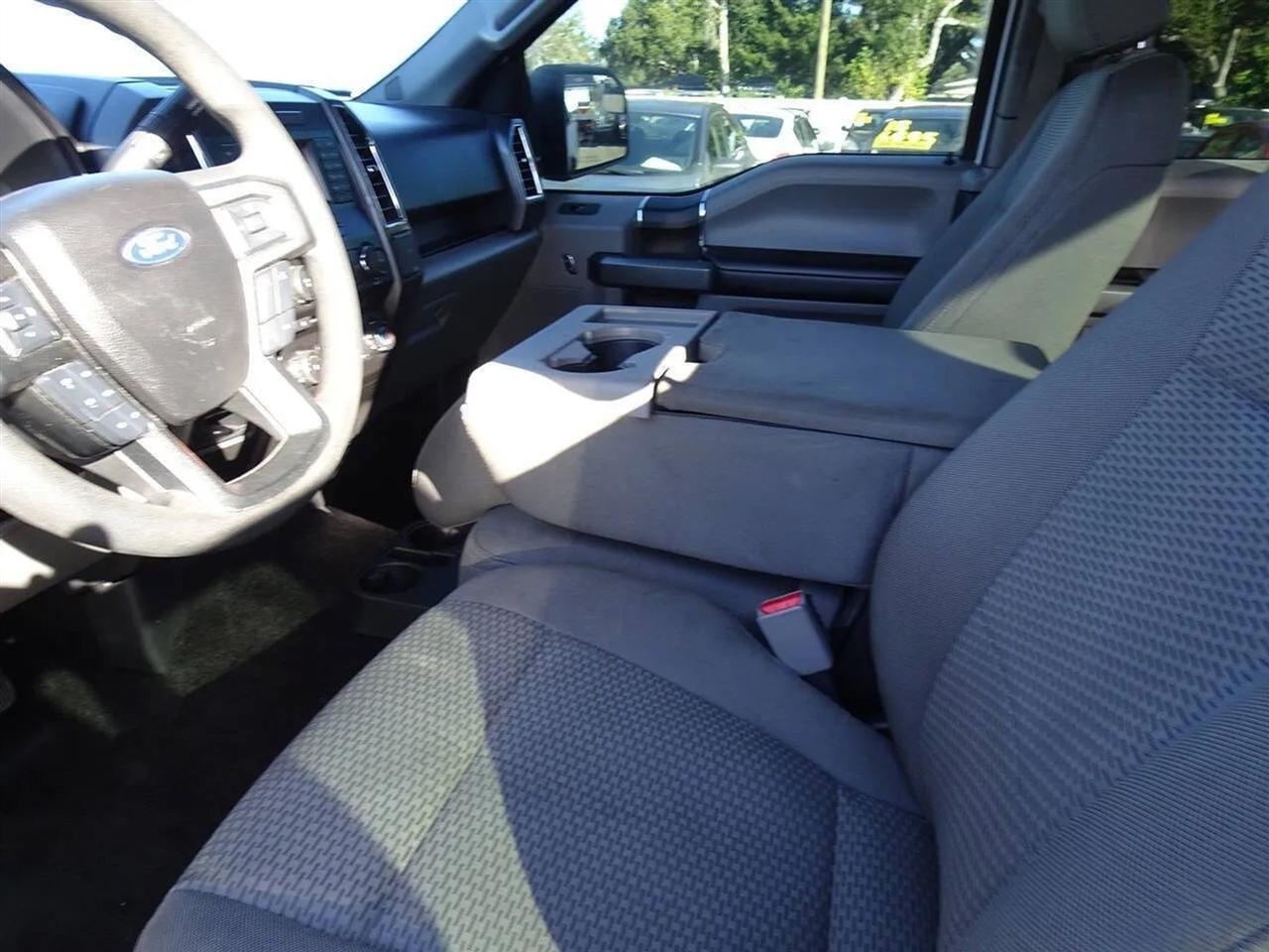 Ford F-150 Lariat 2WD SuperCab 8' Box 2017