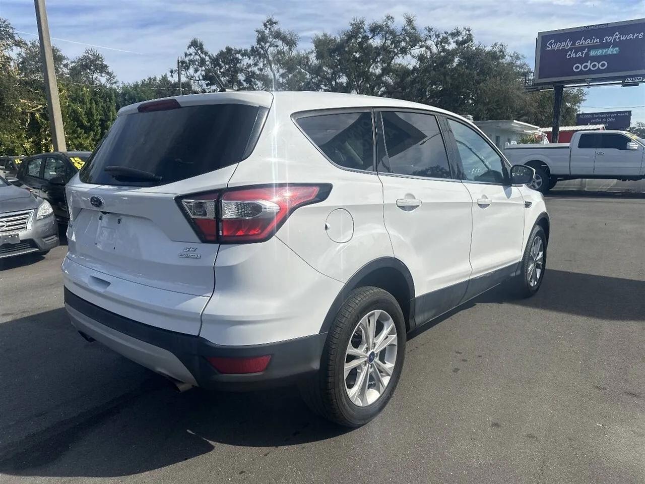 Ford Escape SE FWD 2017