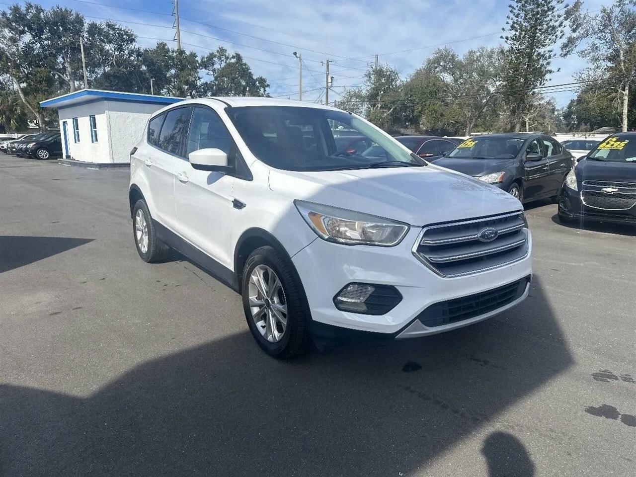 Ford Escape SE FWD 2017