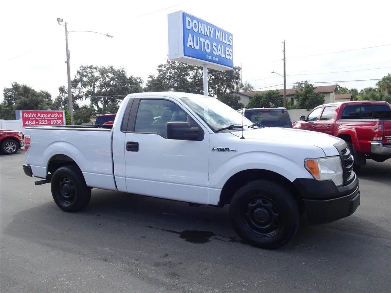 Ford F-150 2WD Reg Cab 126" XLT 2013