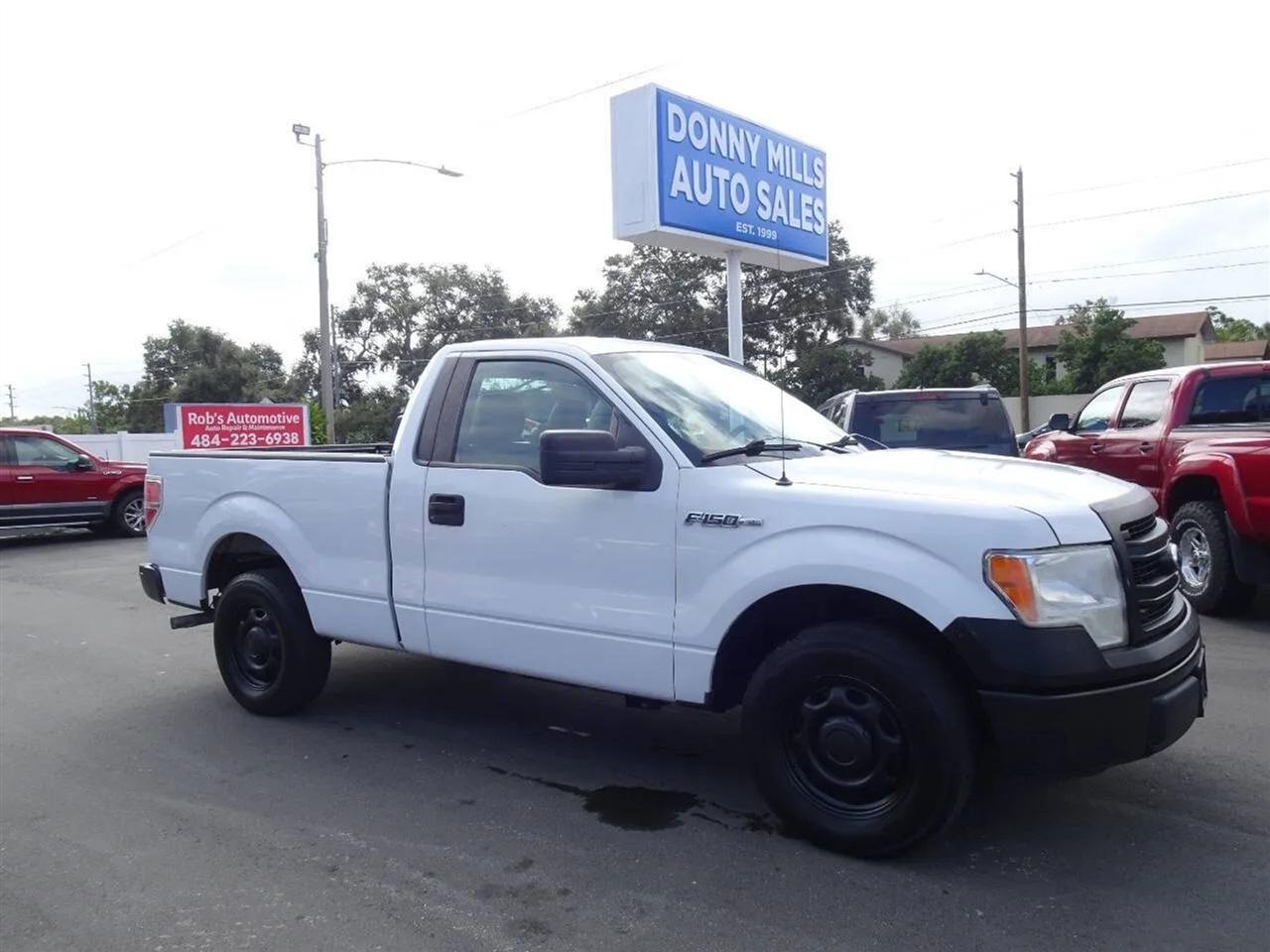 Ford F-150 2WD Reg Cab 126" XLT 2013