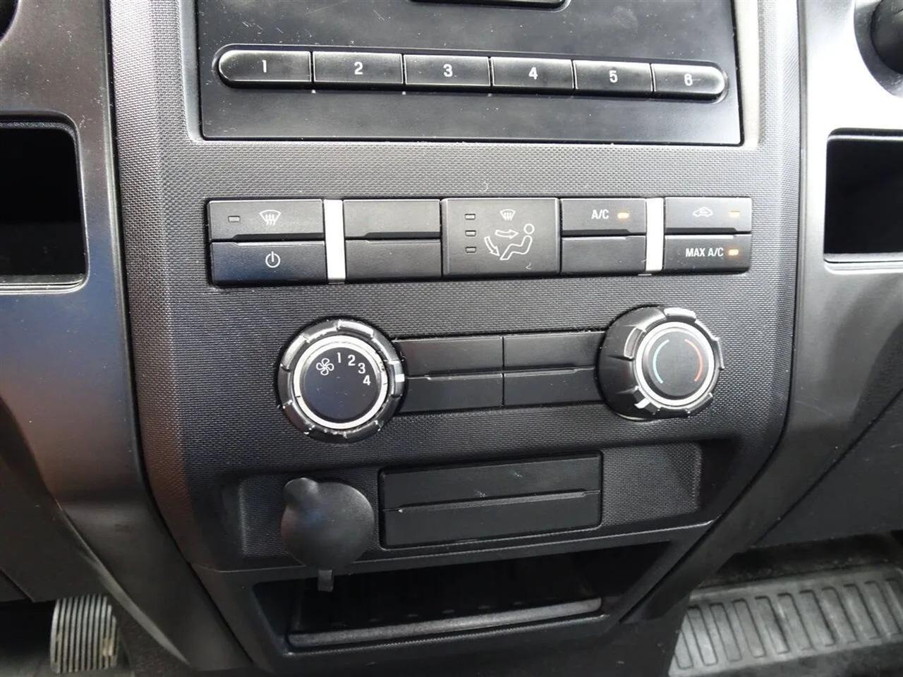 Ford F-150 2WD Reg Cab 126" XLT 2013