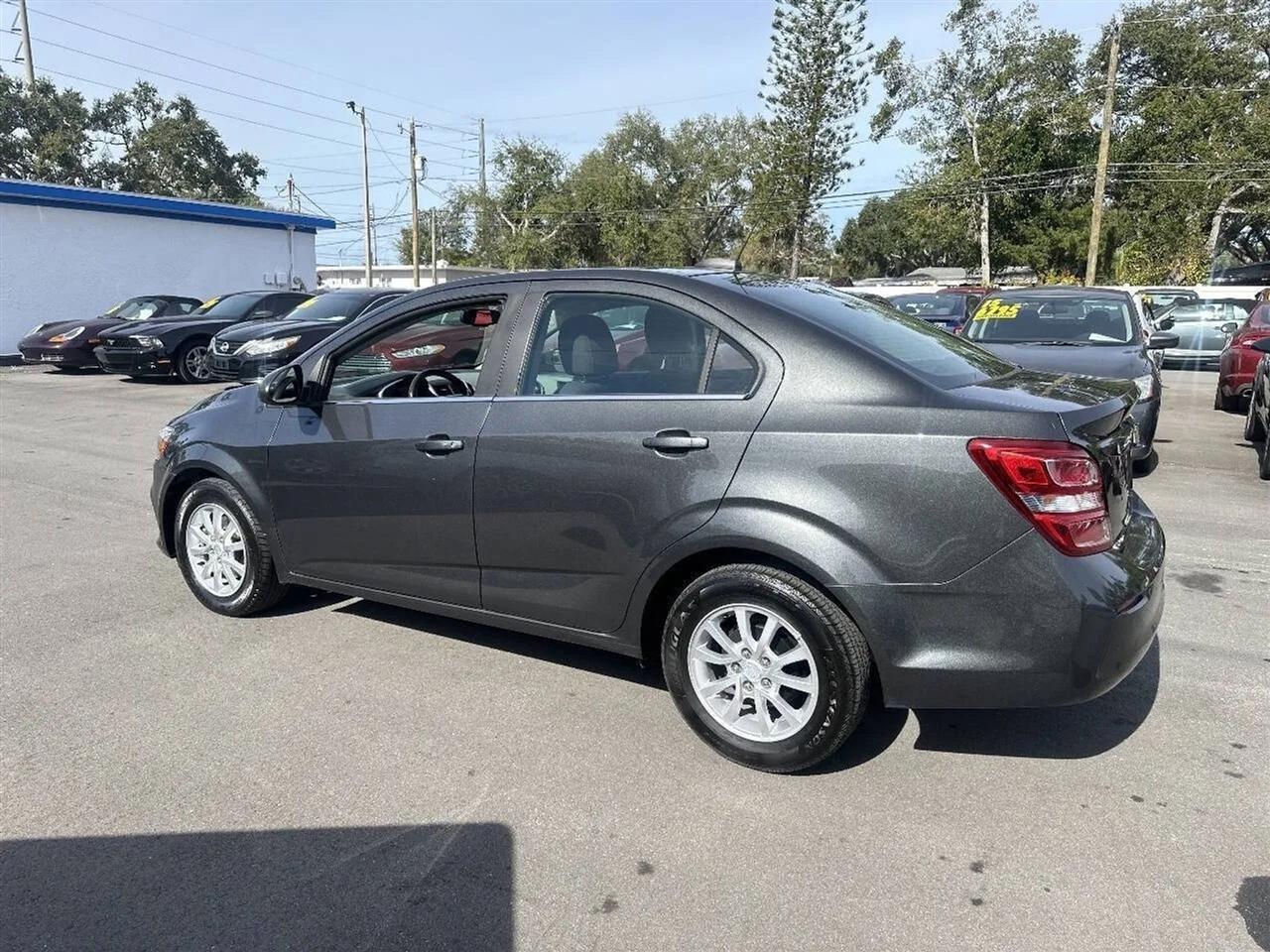 Chevrolet Sonic 4dr Sdn Auto LT 2019