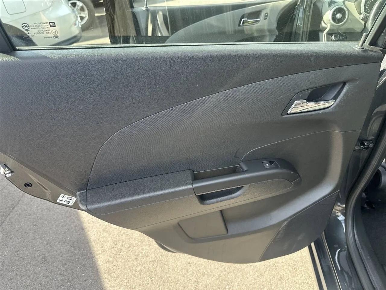 Chevrolet Sonic 4dr Sdn Auto LT 2019