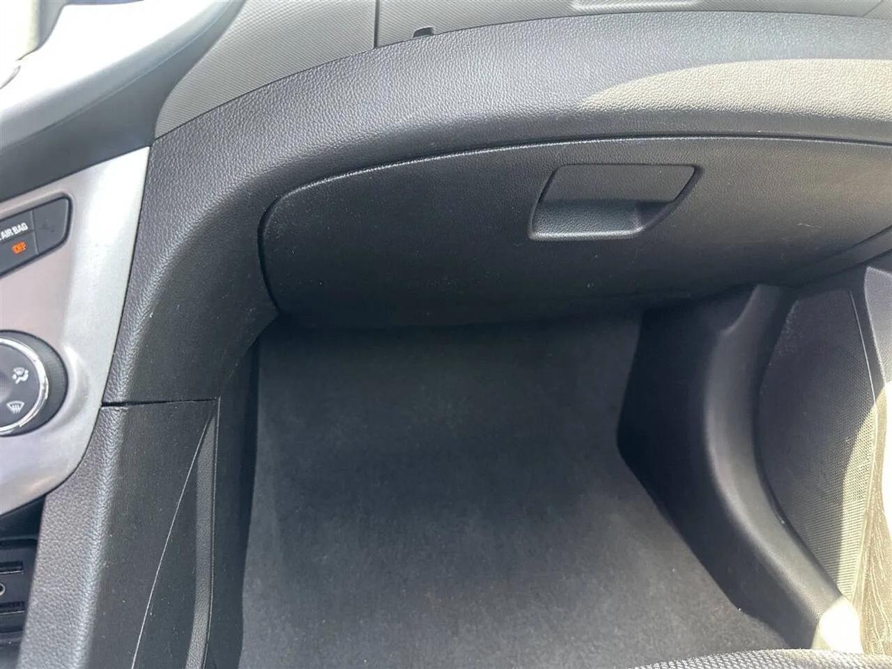 Chevrolet Sonic 4dr Sdn Auto LT 2019