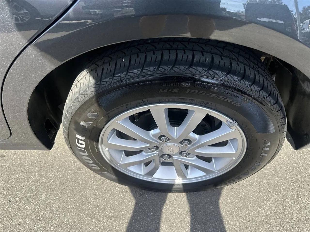 Chevrolet Sonic 4dr Sdn Auto LT 2019