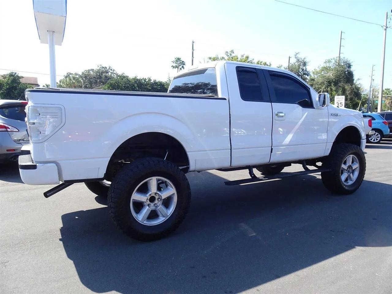 Ford F-150 4WD SuperCab 145" Lariat 2014