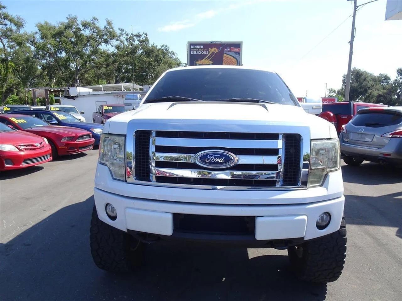 Ford F-150 4WD SuperCab 145" Lariat 2014