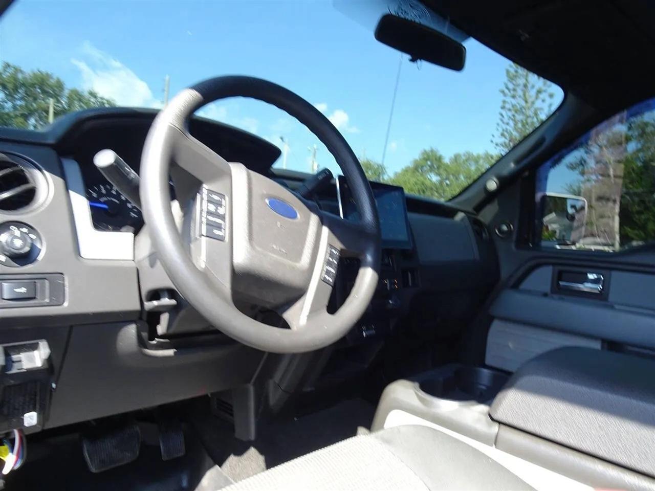 Ford F-150 4WD SuperCab 145" Lariat 2014