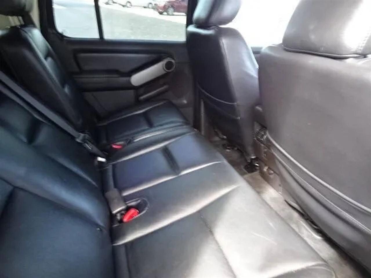 Ford Explorer RWD 4dr XLT 2010