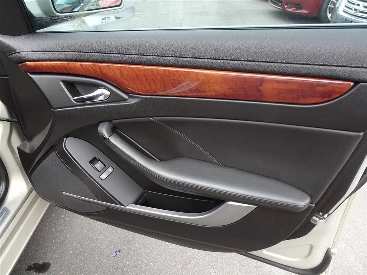 Cadillac CTS 4dr Sdn RWD w/1SA 2008