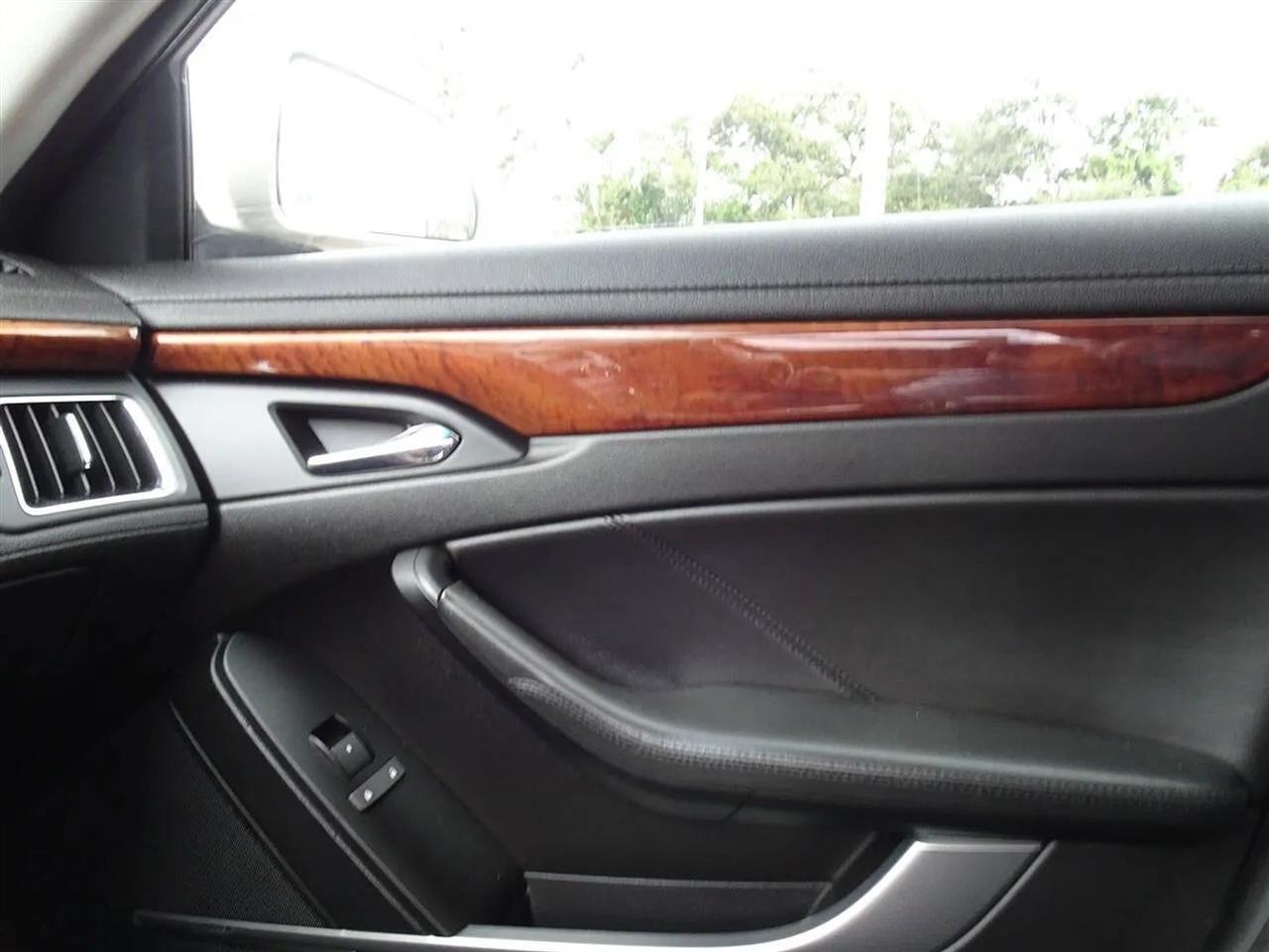 Cadillac CTS 4dr Sdn RWD w/1SA 2008