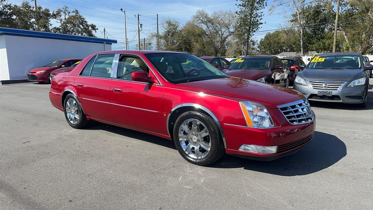 Cadillac DTS 4dr Sdn w/1SE 2008