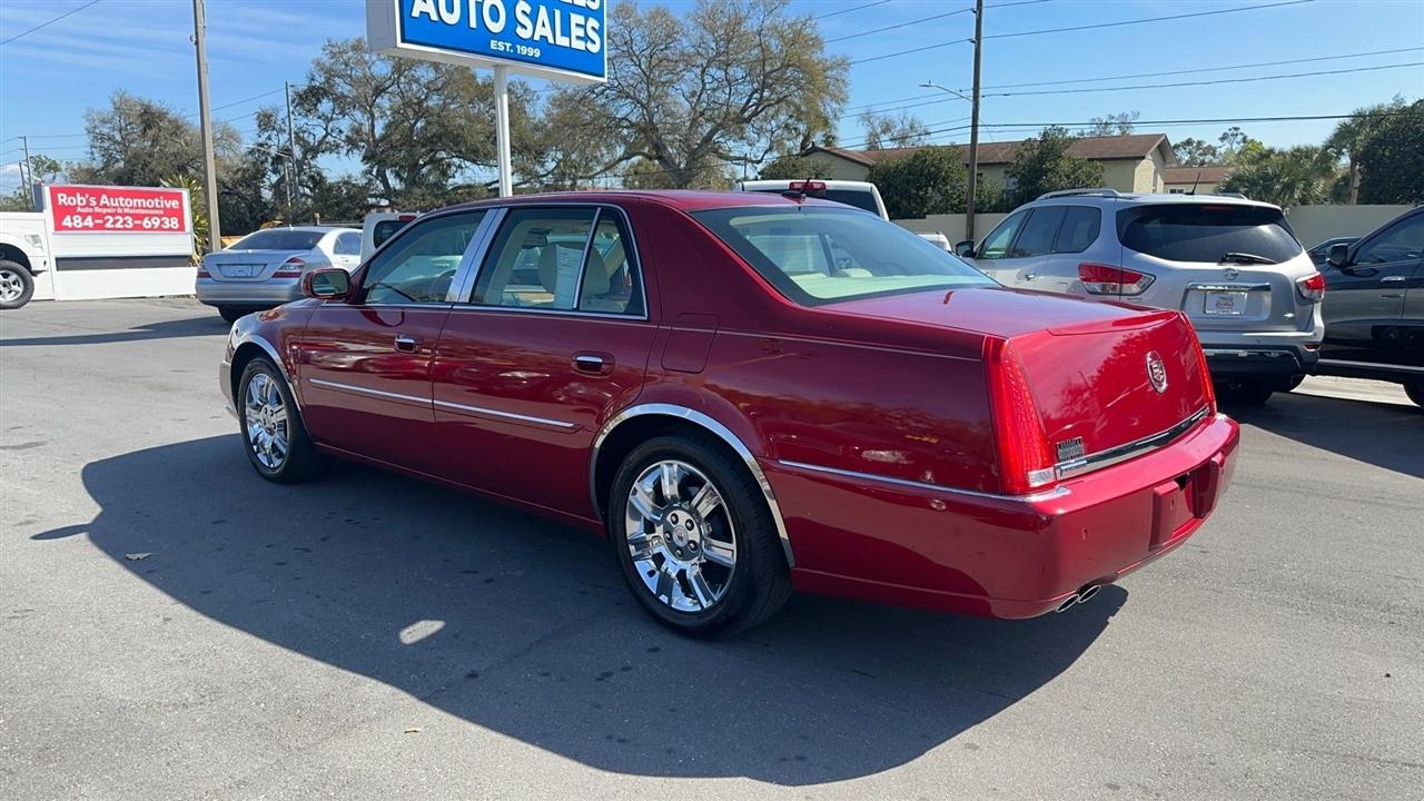 Cadillac DTS 4dr Sdn w/1SE 2008