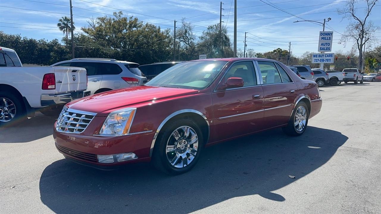 Cadillac DTS 4dr Sdn w/1SE 2008