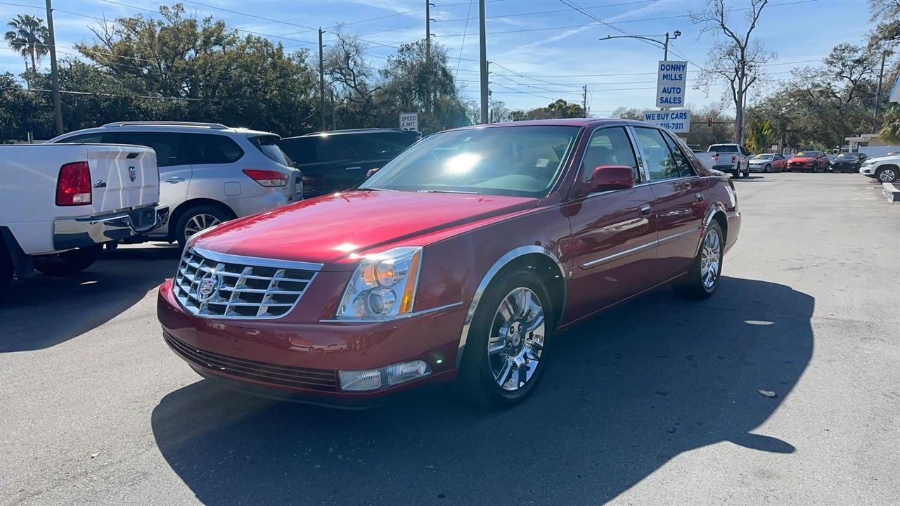 Cadillac DTS 4dr Sdn w/1SE 2008