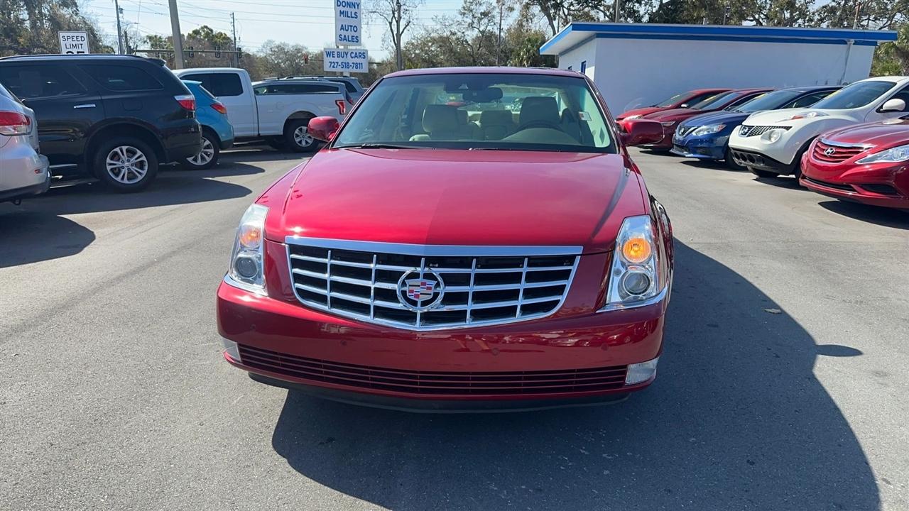 Cadillac DTS 4dr Sdn w/1SE 2008