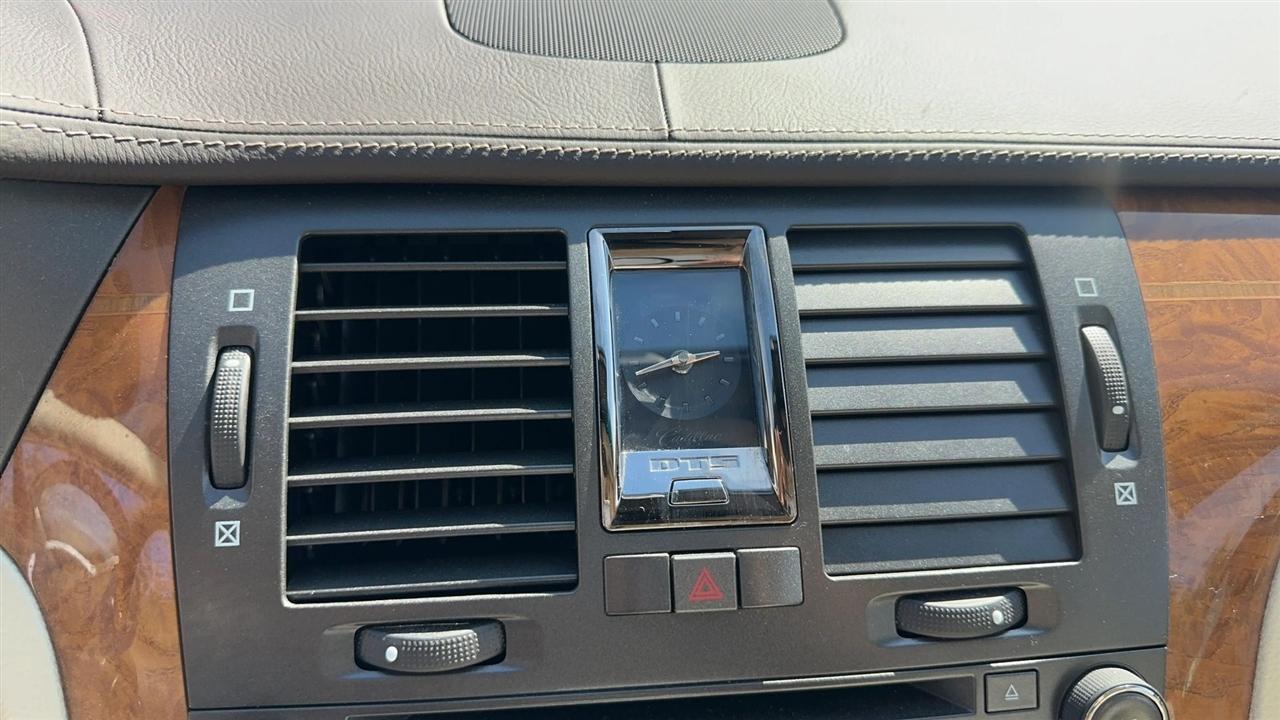 Cadillac DTS 4dr Sdn w/1SE 2008