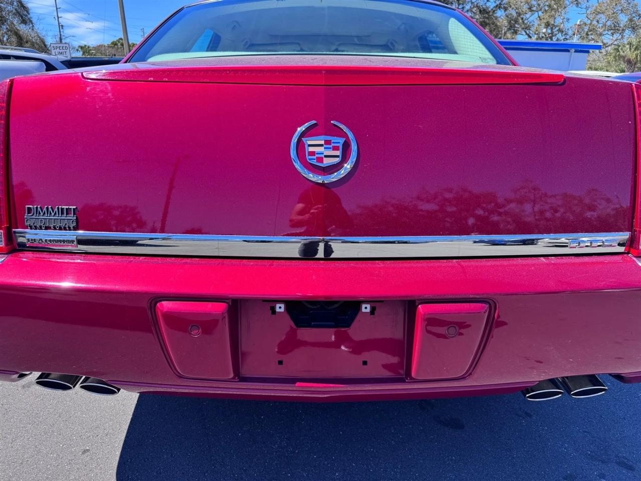 Cadillac DTS 4dr Sdn w/1SE 2008