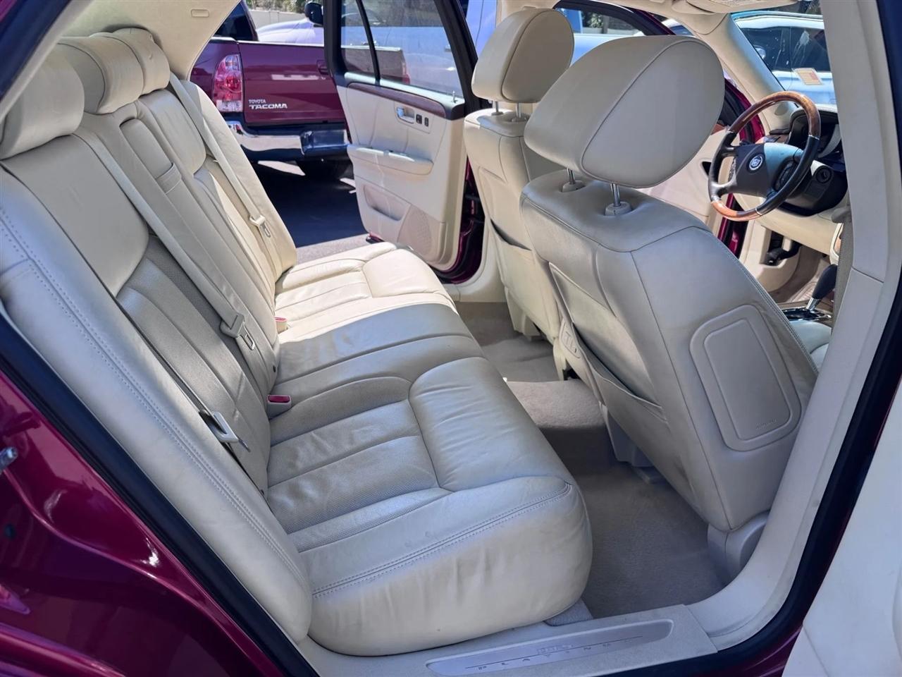 Cadillac DTS 4dr Sdn w/1SE 2008