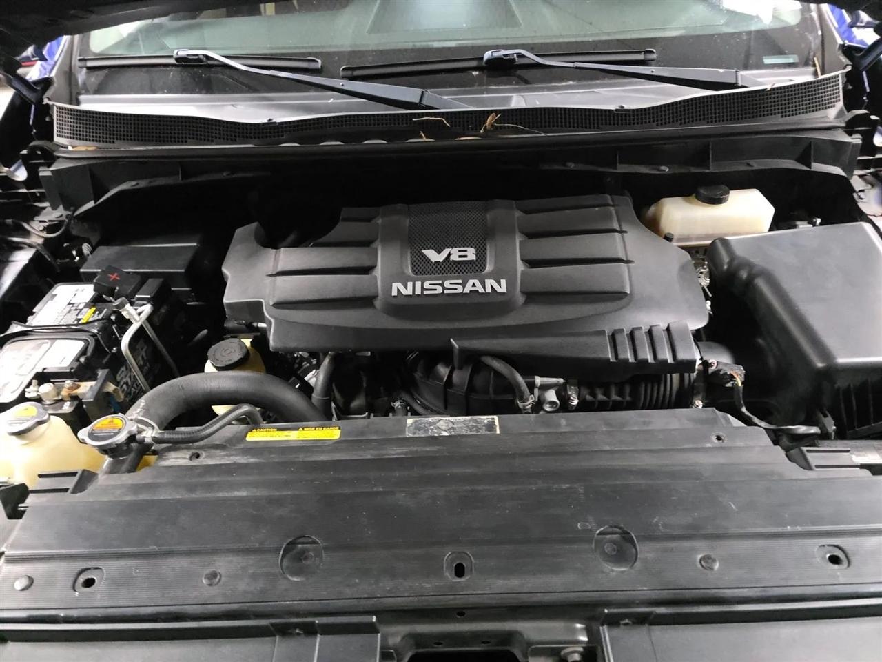 Nissan Titan 4x2 Crew Cab SV 2017