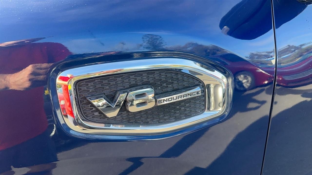 Nissan Titan 4x2 Crew Cab SV 2017