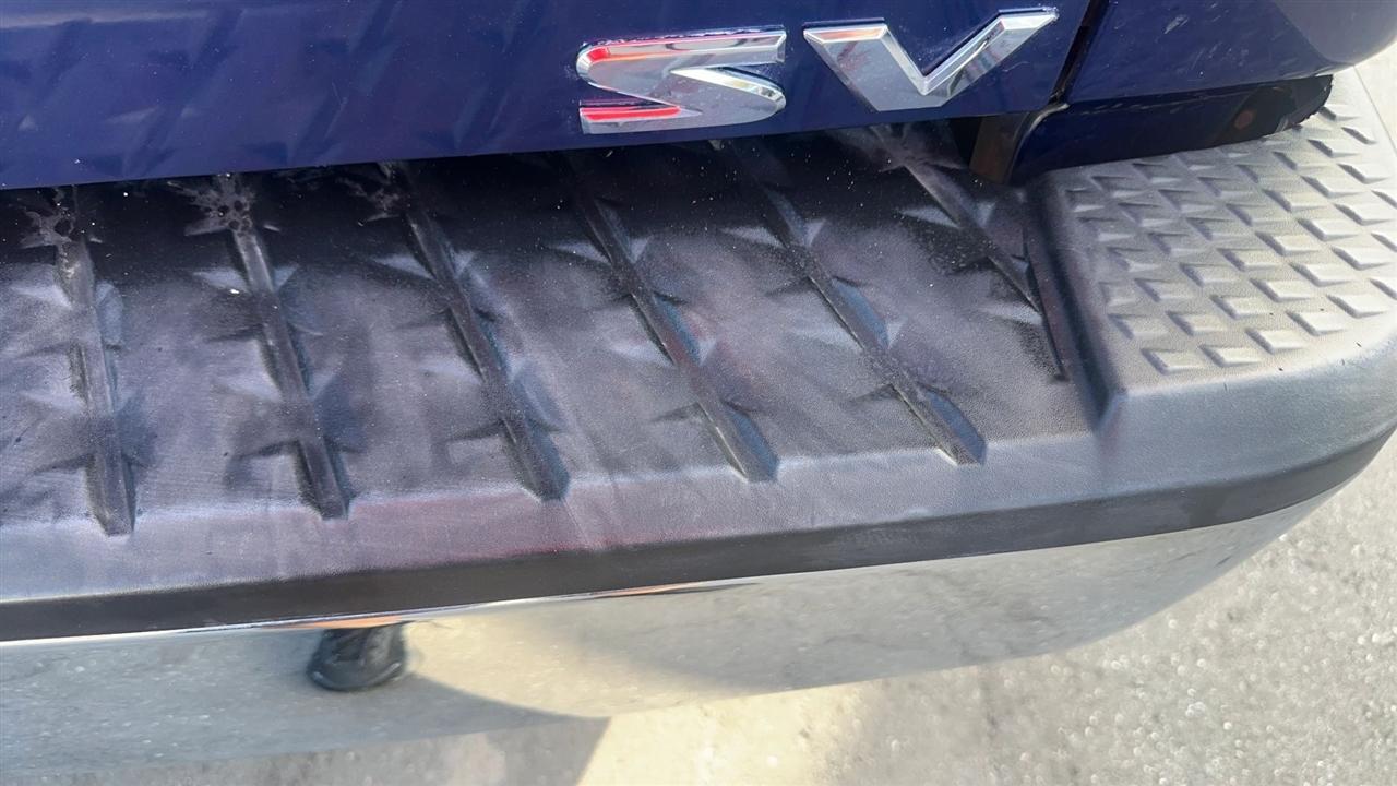 Nissan Titan 4x2 Crew Cab SV 2017