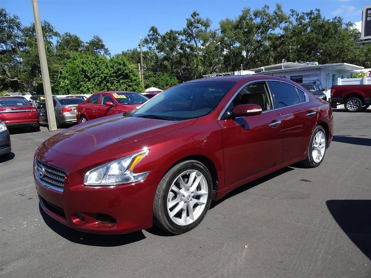 Nissan Maxima 4dr Sdn V6 CVT 3.5 SV 2009