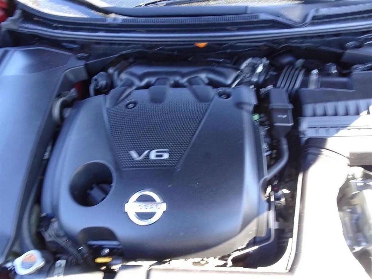 Nissan Maxima 4dr Sdn V6 CVT 3.5 SV 2009