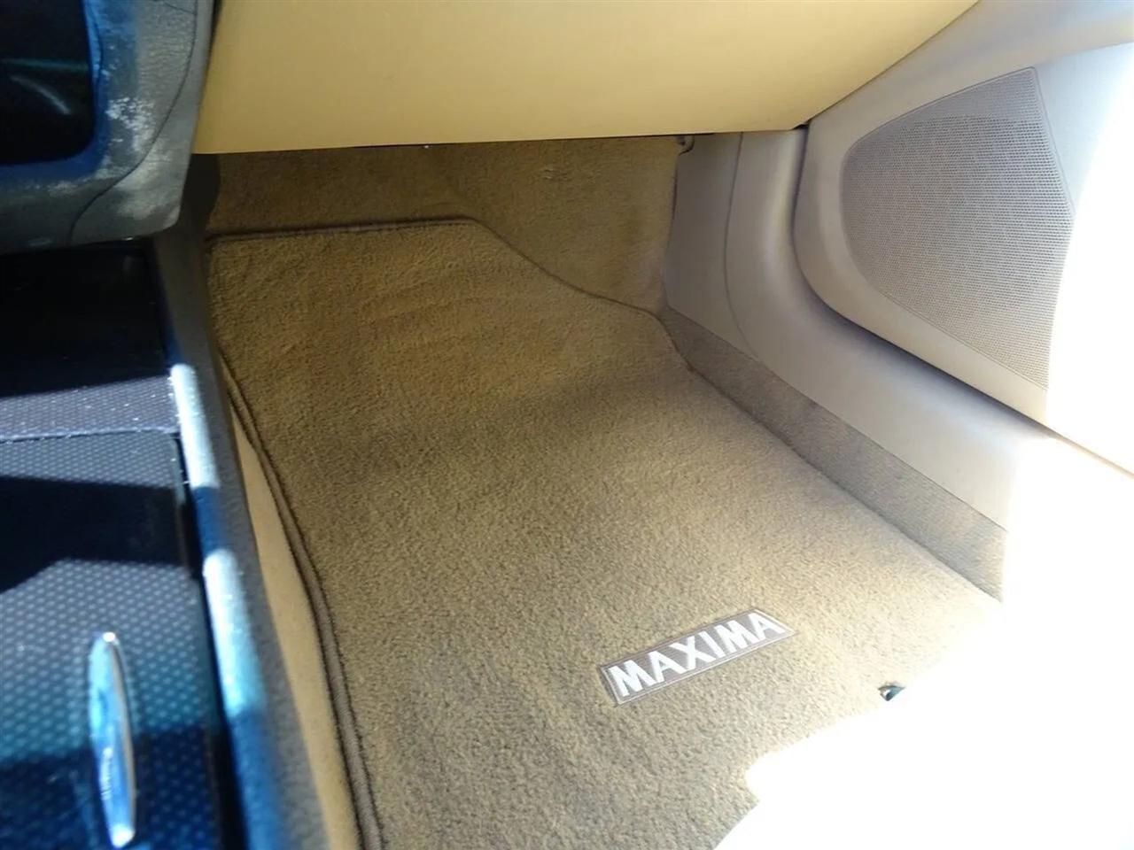 Nissan Maxima 4dr Sdn V6 CVT 3.5 SV 2009