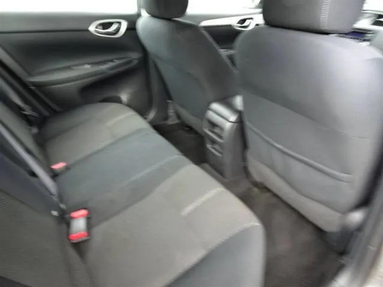 2015 Nissan Sentra S - Photo 23