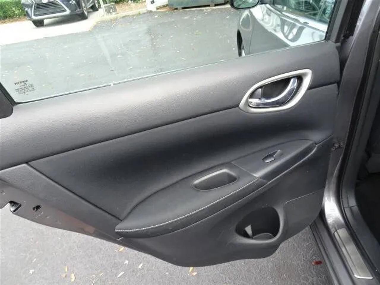 2015 Nissan Sentra S - Photo 24