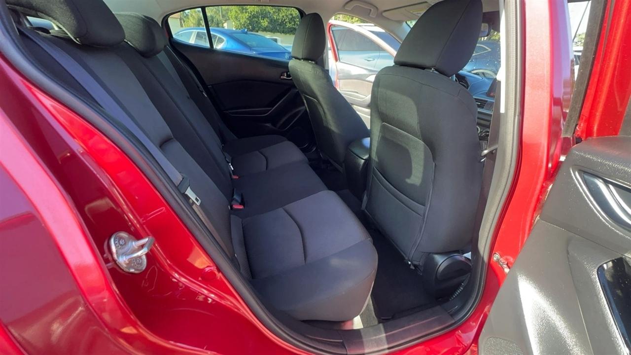 Mazda Mazda3 4-Door Sport Auto 2018