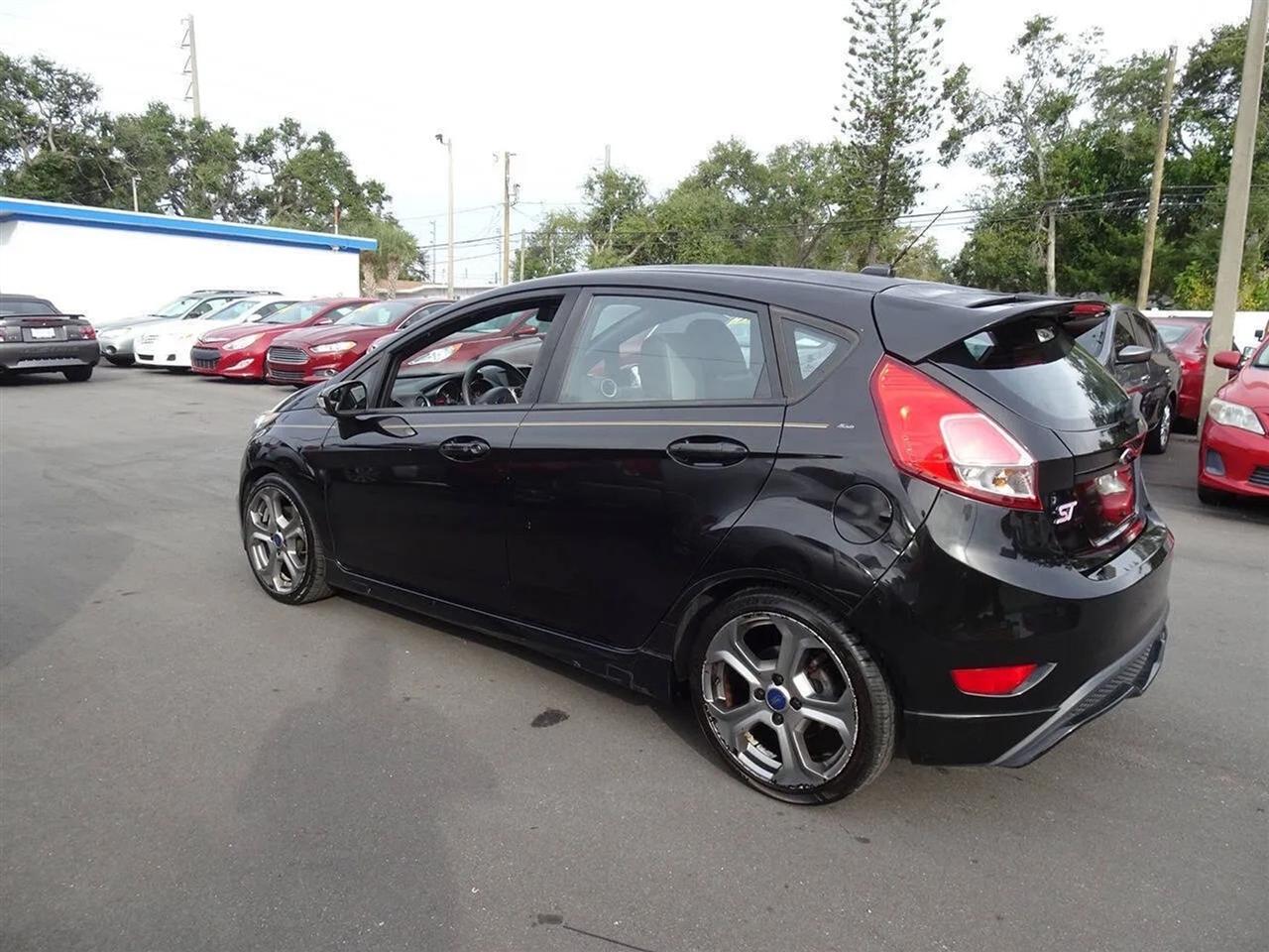 Ford Fiesta 5dr HB ST 2014