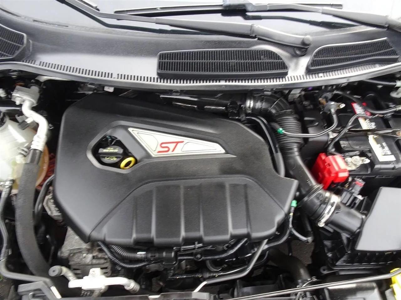 Ford Fiesta 5dr HB ST 2014